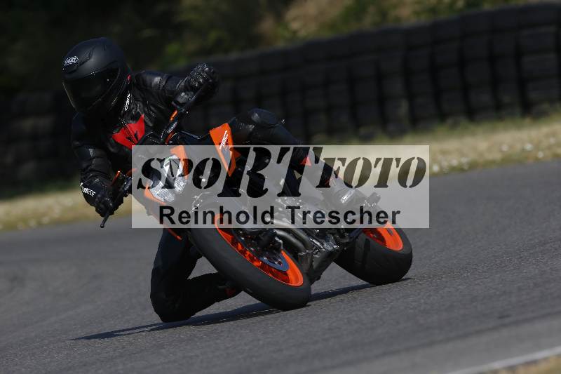 Archiv-2023/28 05.06.2023 Moto Club Anneau du Rhin/blanc-novice/7